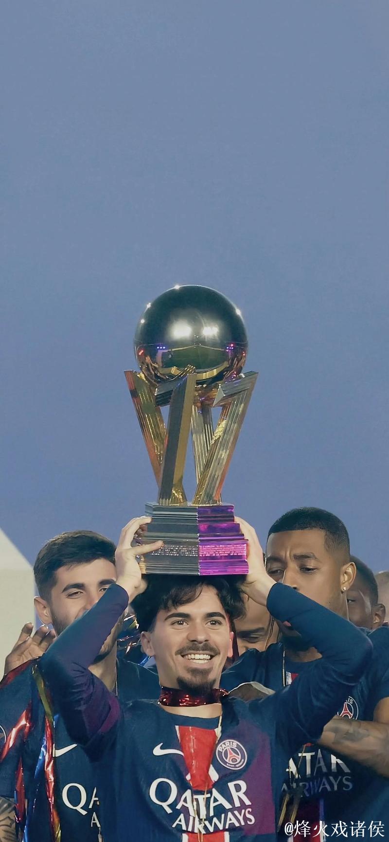 洲际杯决赛:巴黎圣日耳曼迎战弗拉门戈,恩里克领衔 洲际杯决赛:巴黎圣日耳曼迎战弗拉门戈,恩里克领衔